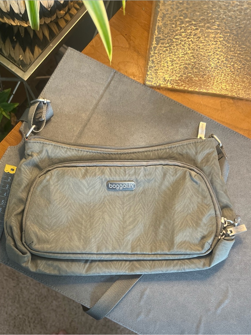 Baggallini Gray Crossbody Bag - NWOT